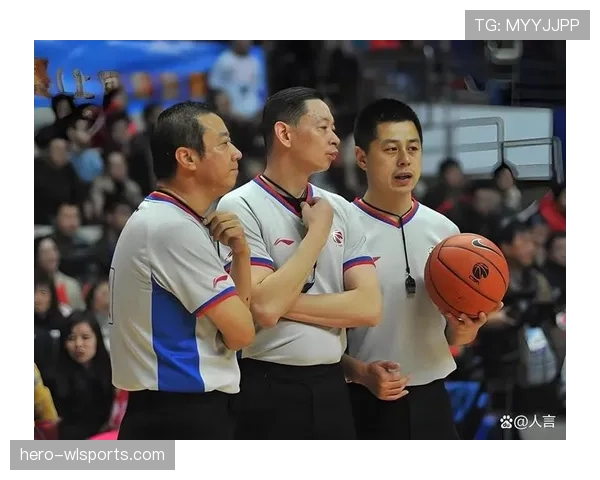 篮球中打手犯规的判定标准是什么？